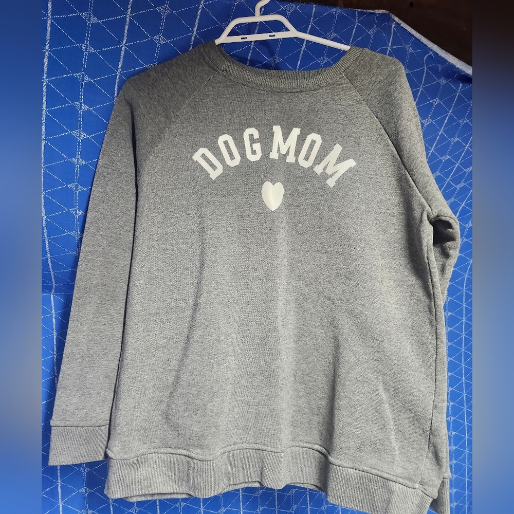 Soft 'Dog Mom' Grey Crew Neck Sweater- Medium